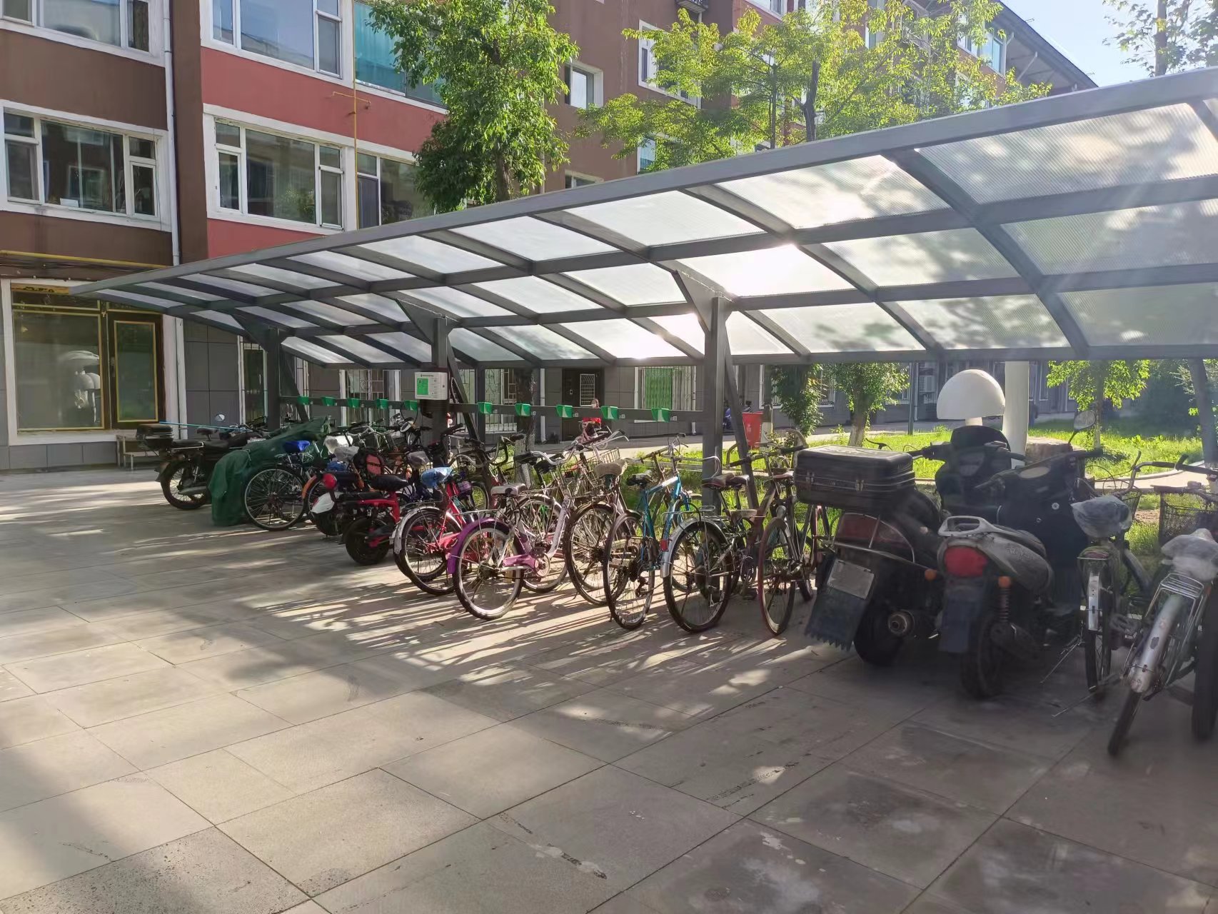 14. 服务集团敦化公司全面进行充电桩装置工作.jpg