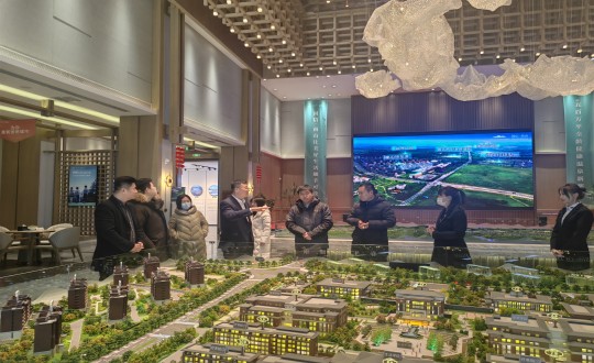 10. 省发改委规划处辅导光临康养地产公司发展调研_副本.jpg